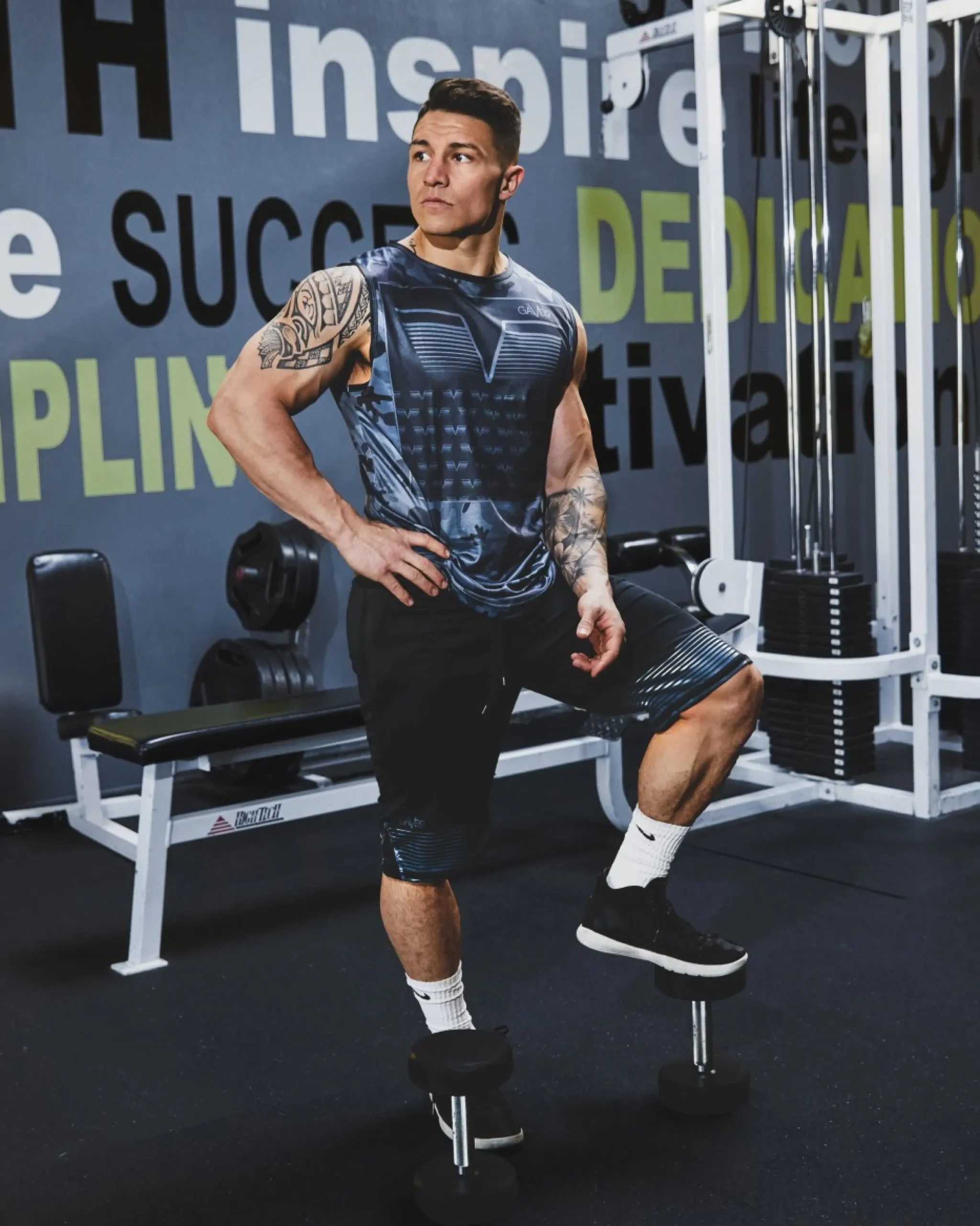 Herr Gavelo Sniper Blue Sleeveless Tee